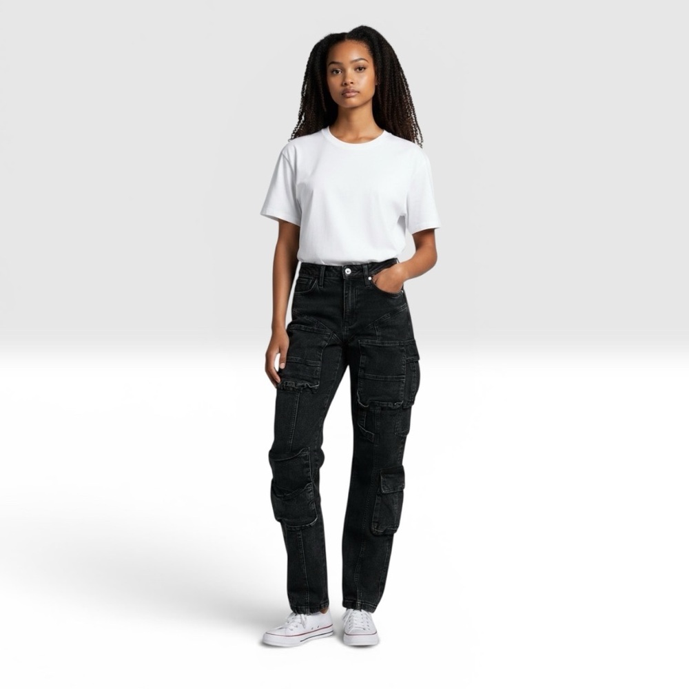 Fashion Nova black cargo jeans mid-rise fit straight-leg silhouette women size 0